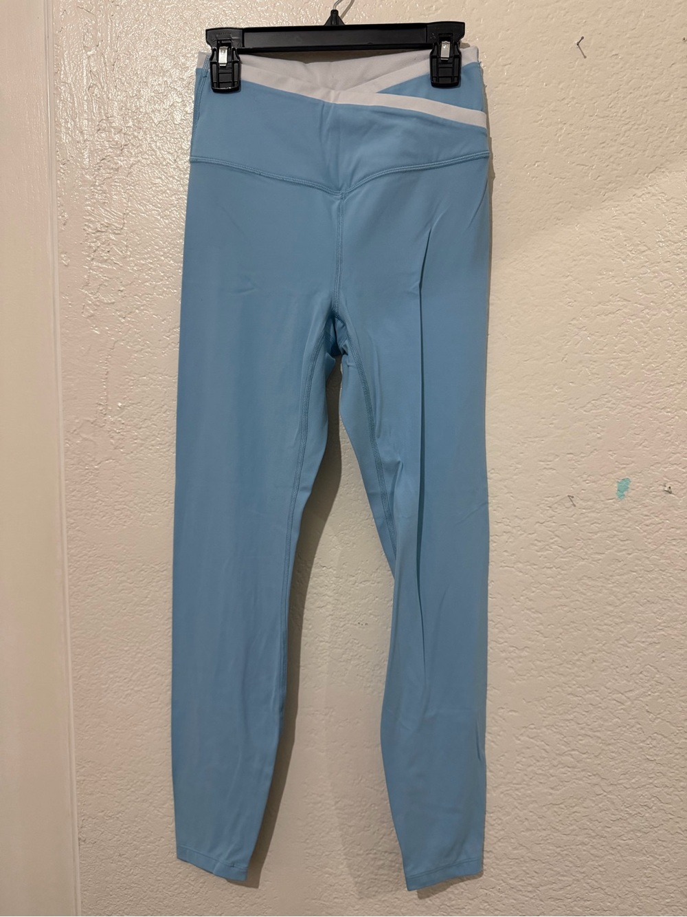 Light Blue Women’s Leggings with White Accent